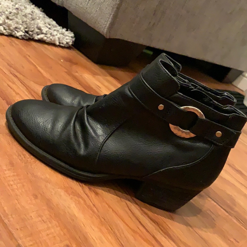 Dr. scholl’s Memory Foam Cool Lift Booties